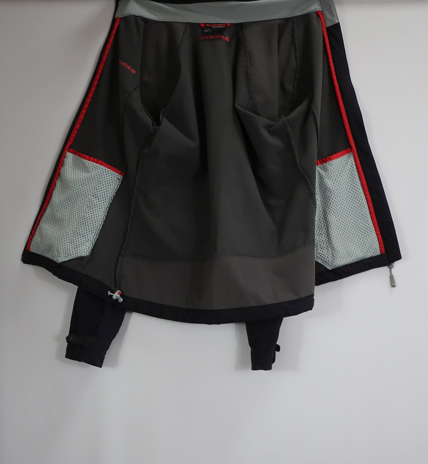 MAMMUT moteriška softšelinė striukė M dydis