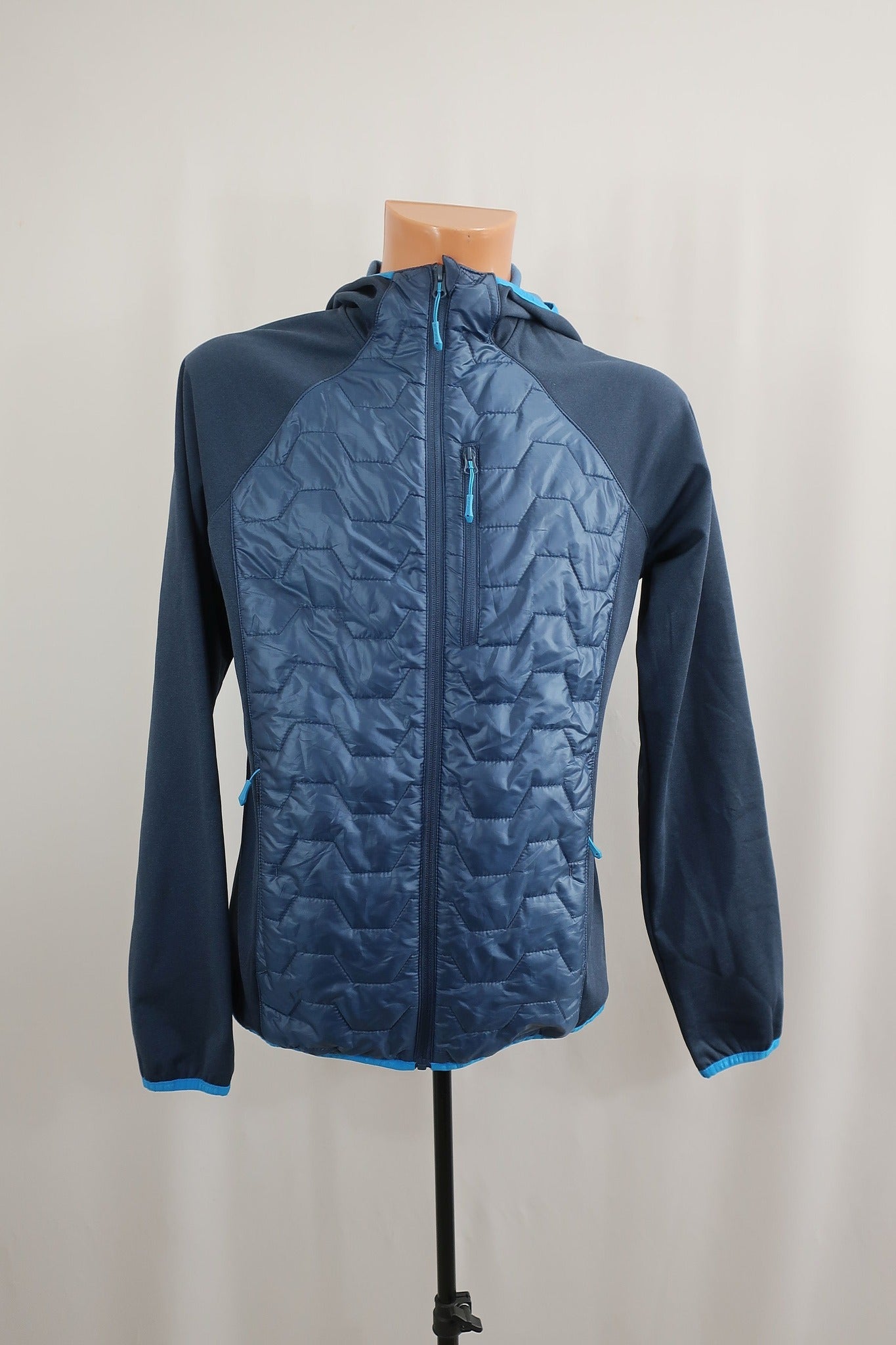 ICEPEAK naujas vyriškas šiltukas M dydis