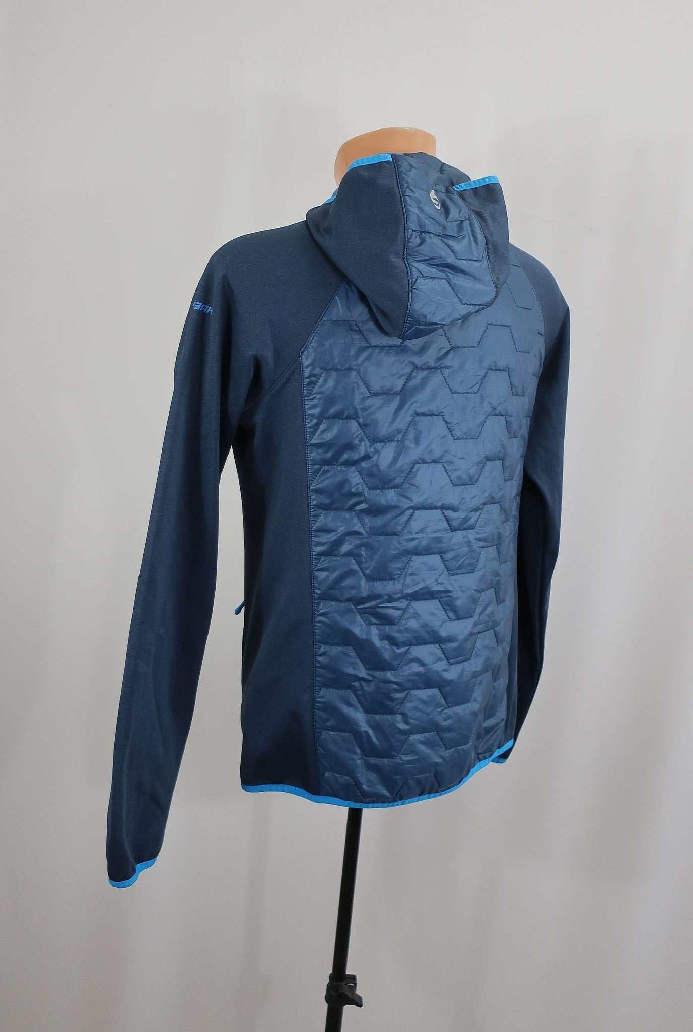 ICEPEAK naujas vyriškas šiltukas M dydis