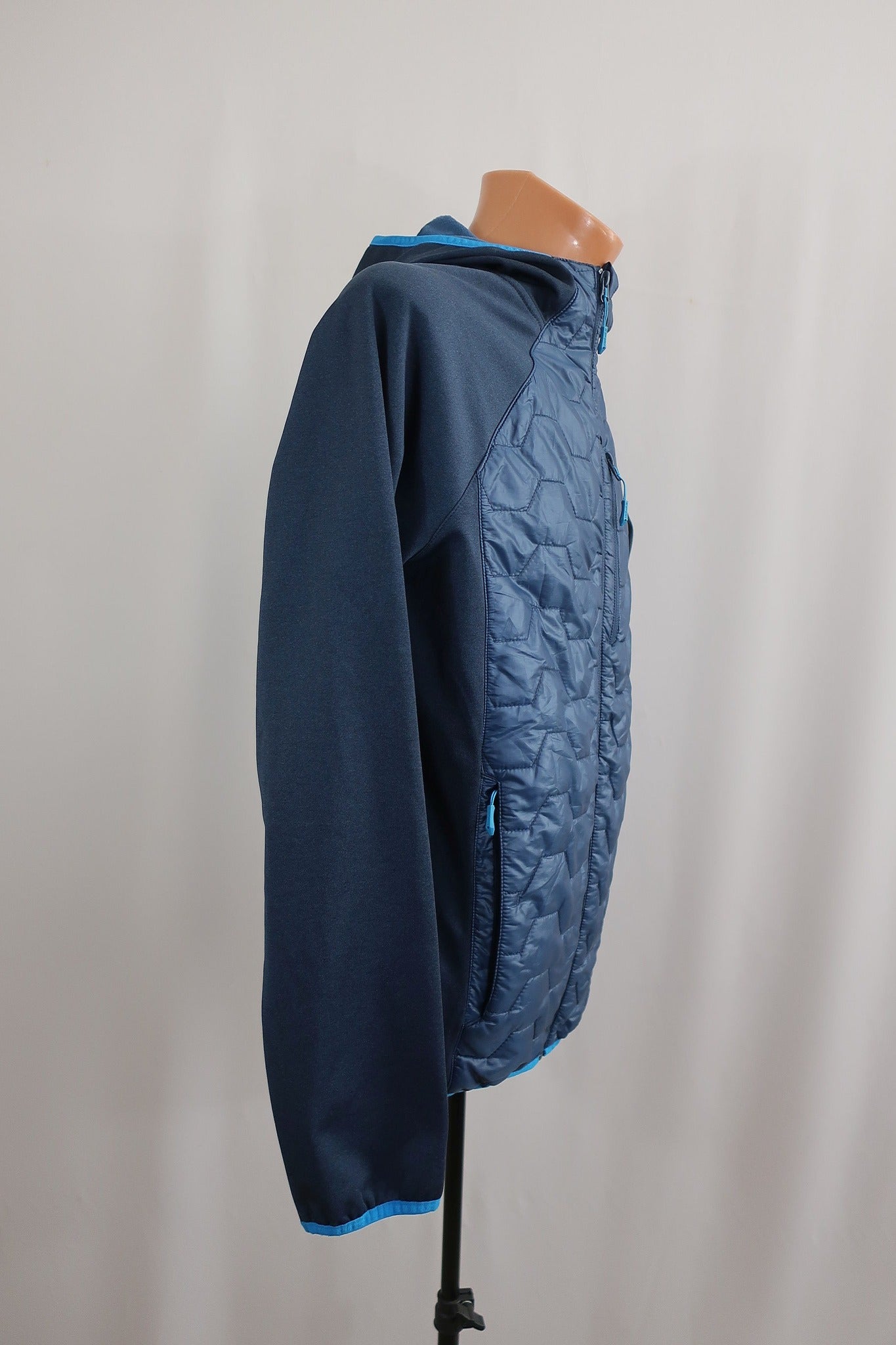 ICEPEAK naujas vyriškas šiltukas M dydis