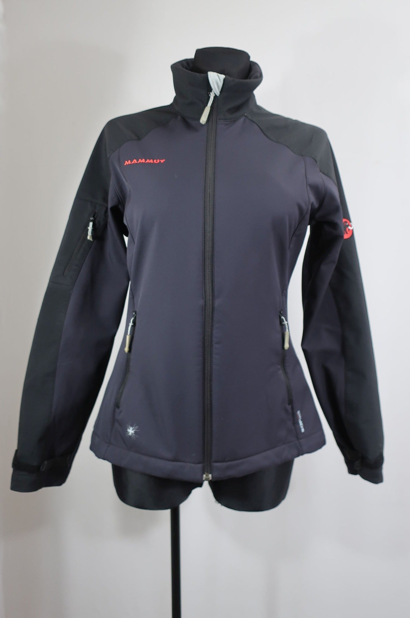 MAMMUT moteriška softšelinė striukė M dydis