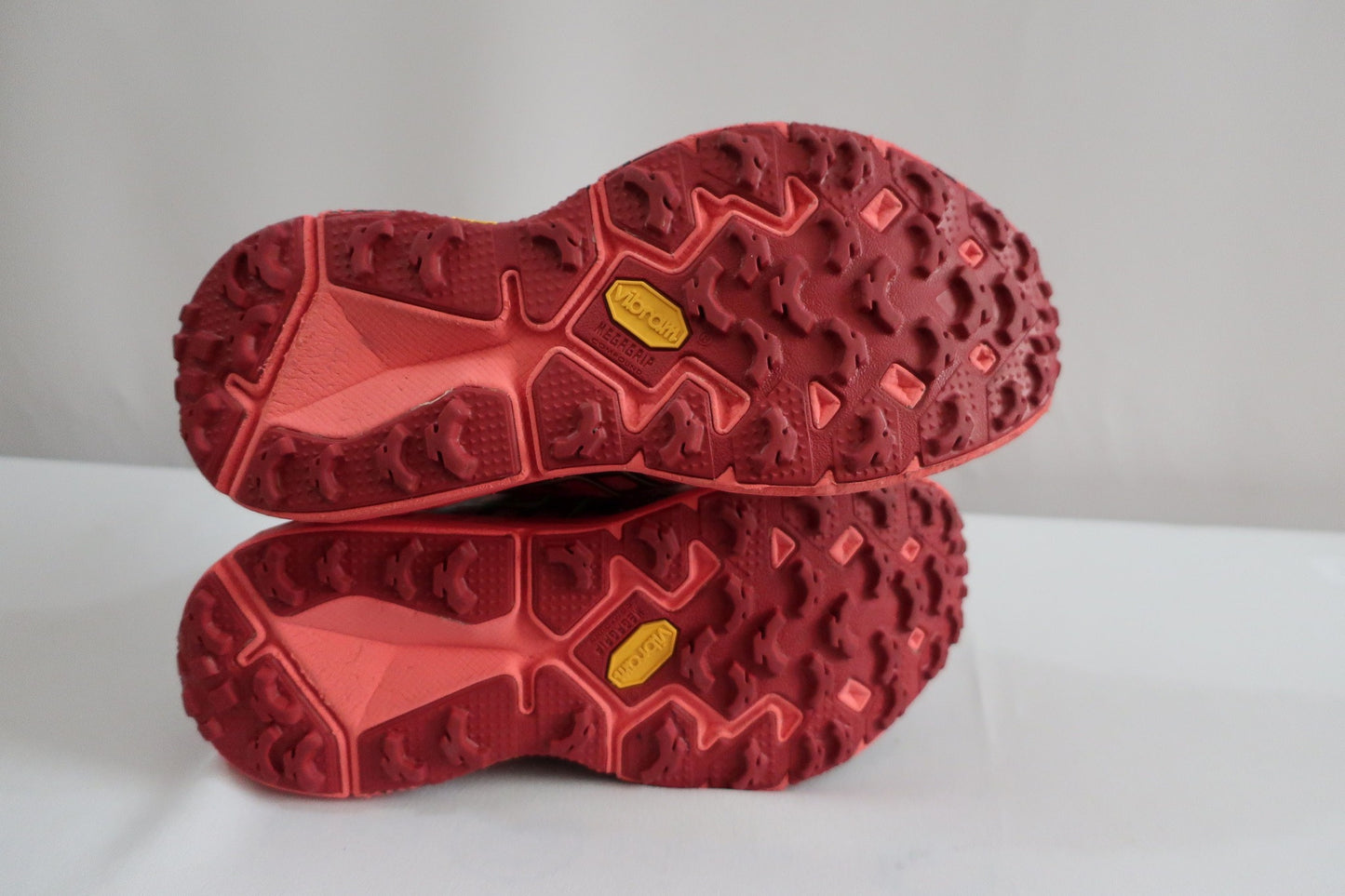 HOKA ONE ONE sportiniai batai 37,5 dydis