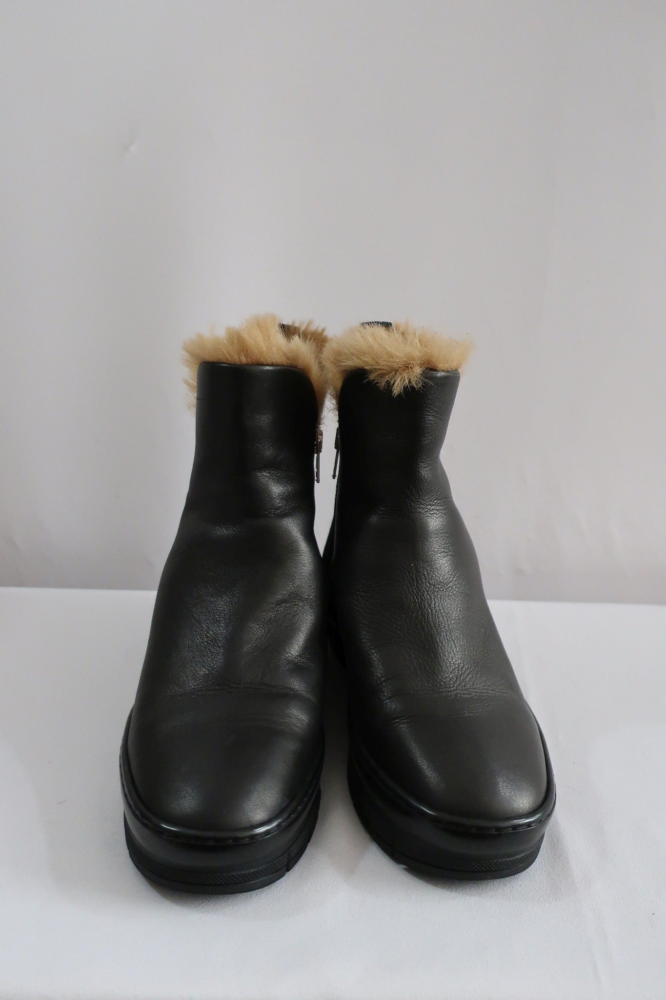 NUDE OF SCANDINAVIA moteriški odiniai šilti aulinukai 38 dydis