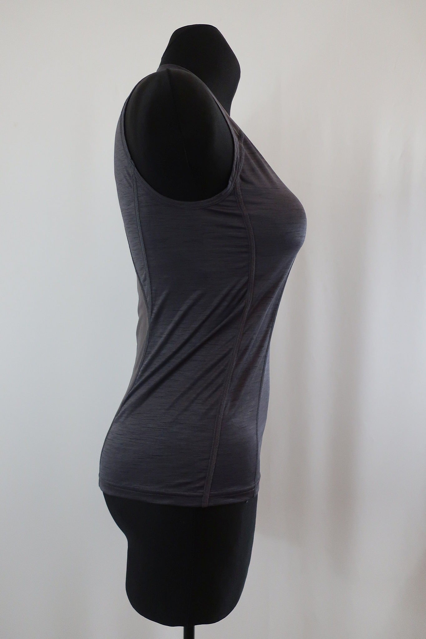 KARITRAA moteriški sportiniai marškinėliai S dydis