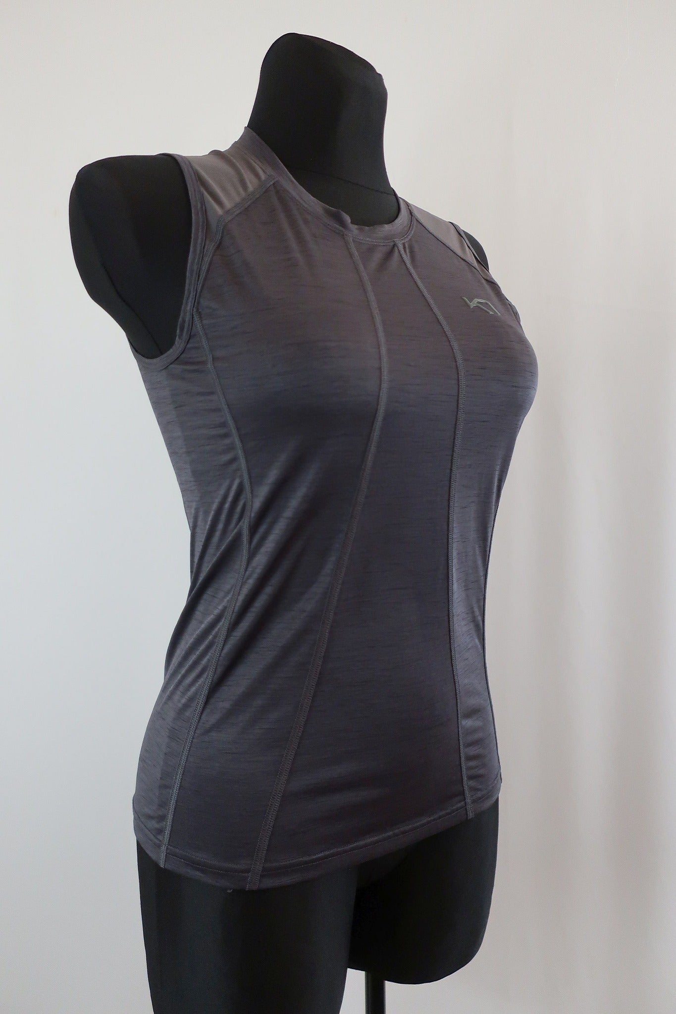 KARITRAA moteriški sportiniai marškinėliai S dydis