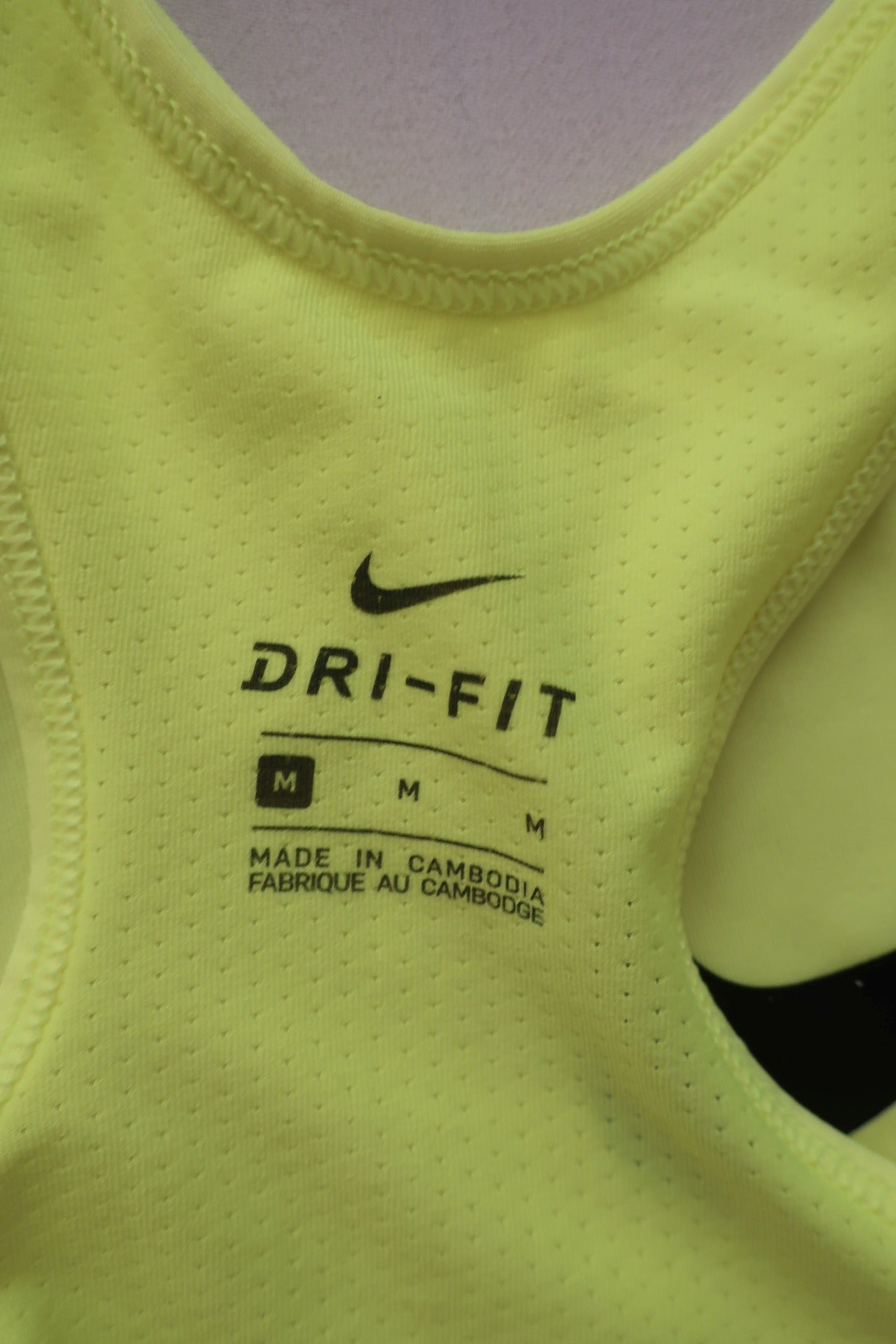 NIKE moteriški sportiniai marškinėliai M dydis