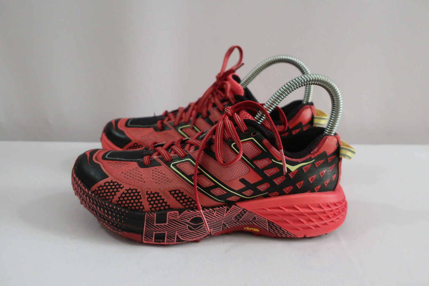 HOKA ONE ONE sportiniai batai 37,5 dydis