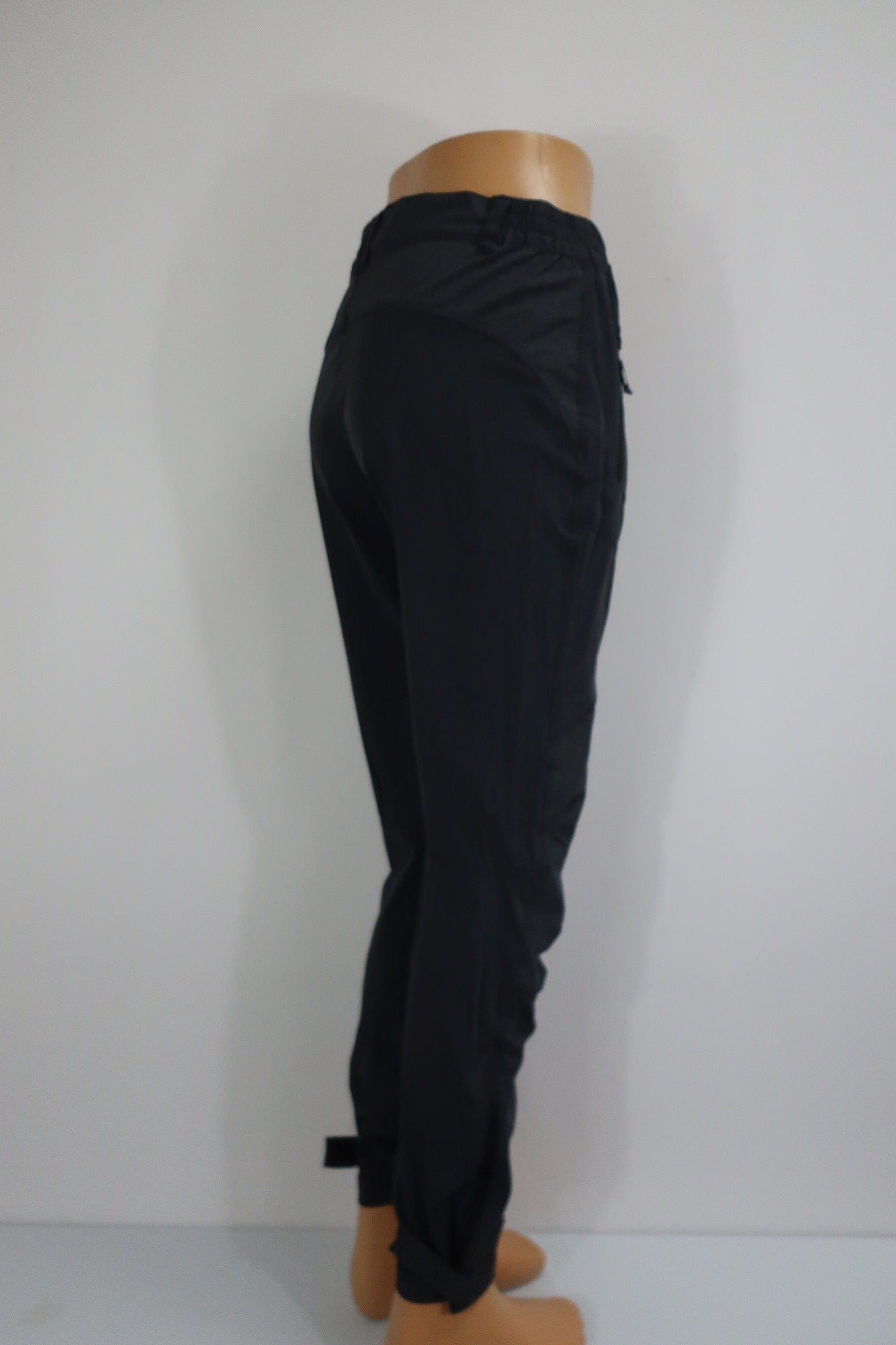 VIKAFJELL moteriškos laisvalaikio, trekingo kelnės M dydis