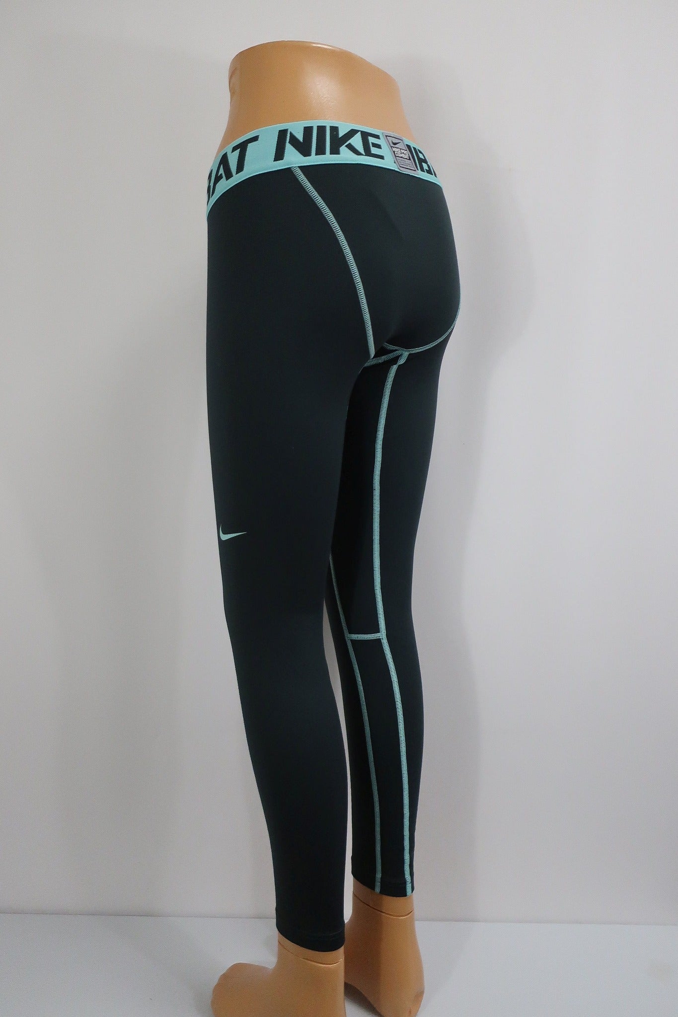 NIKE PRO COMBAT vyriškos sportinės tamprės M dydis