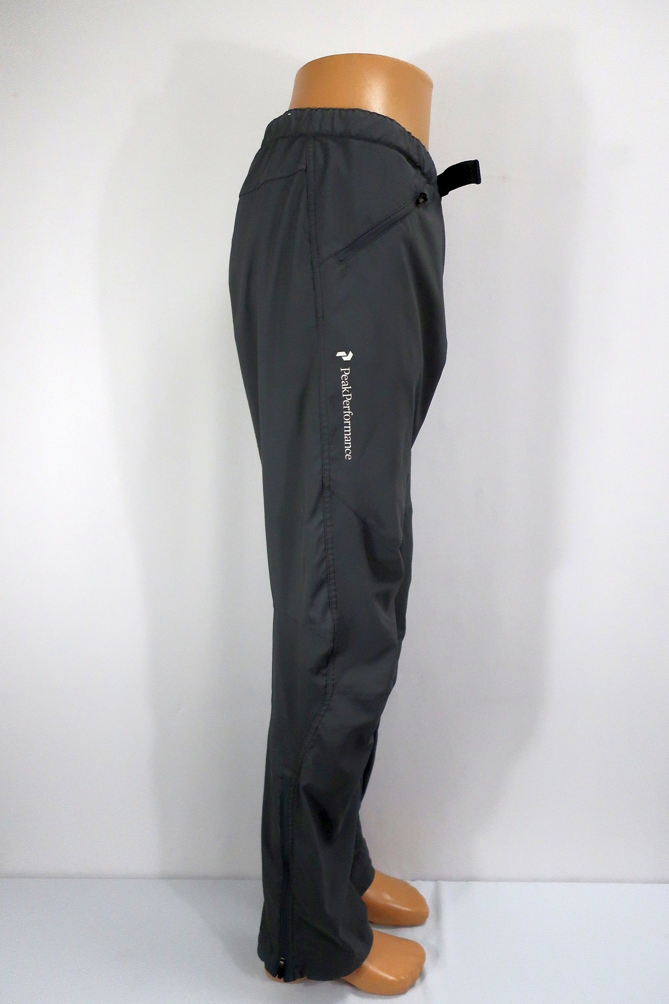 PEAK PERFORMANCE laisvalaikio, trekingo kelnės M/L dydis