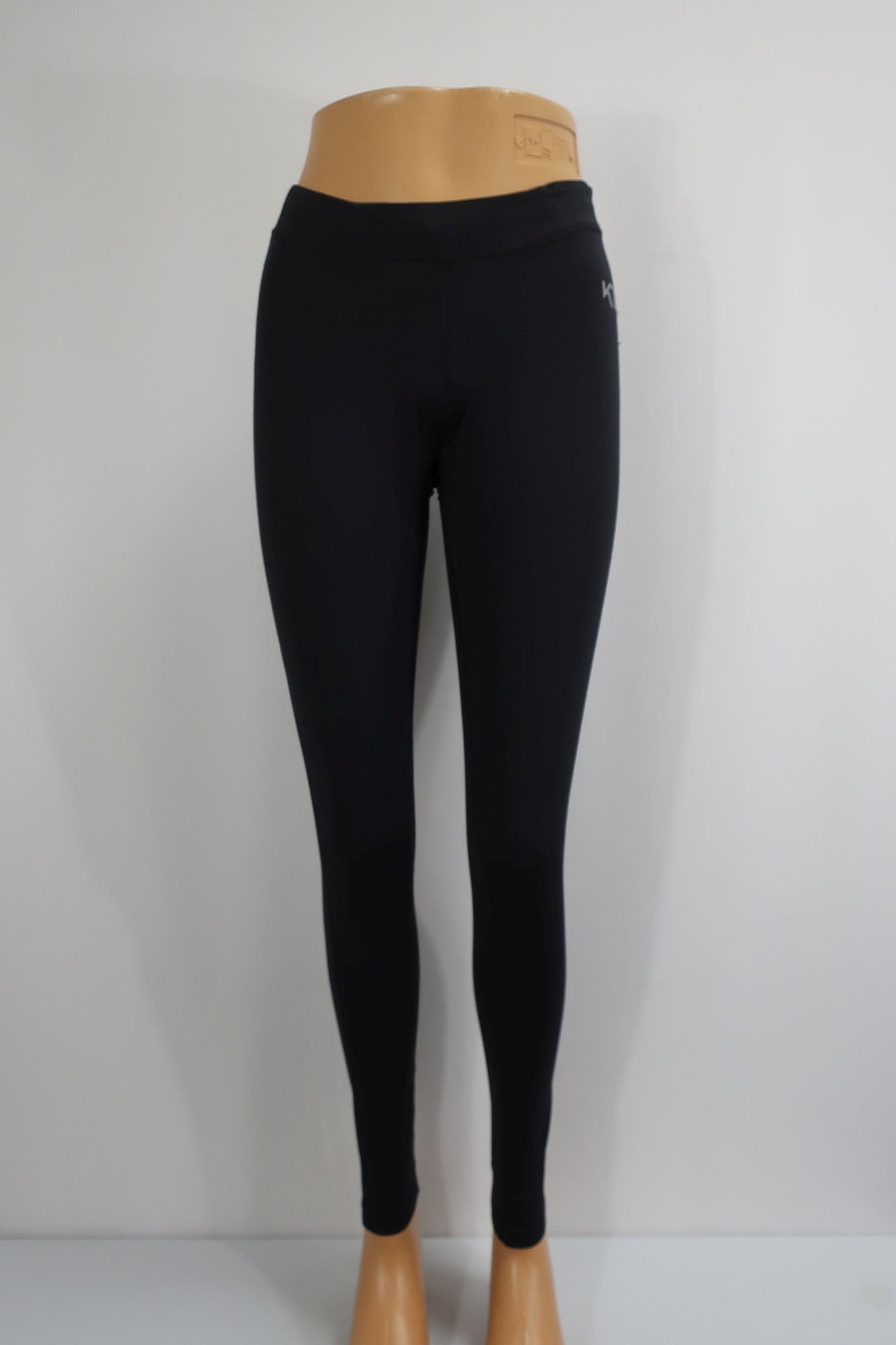 KARITRAA moteriškos sportinės tamprės M dydis