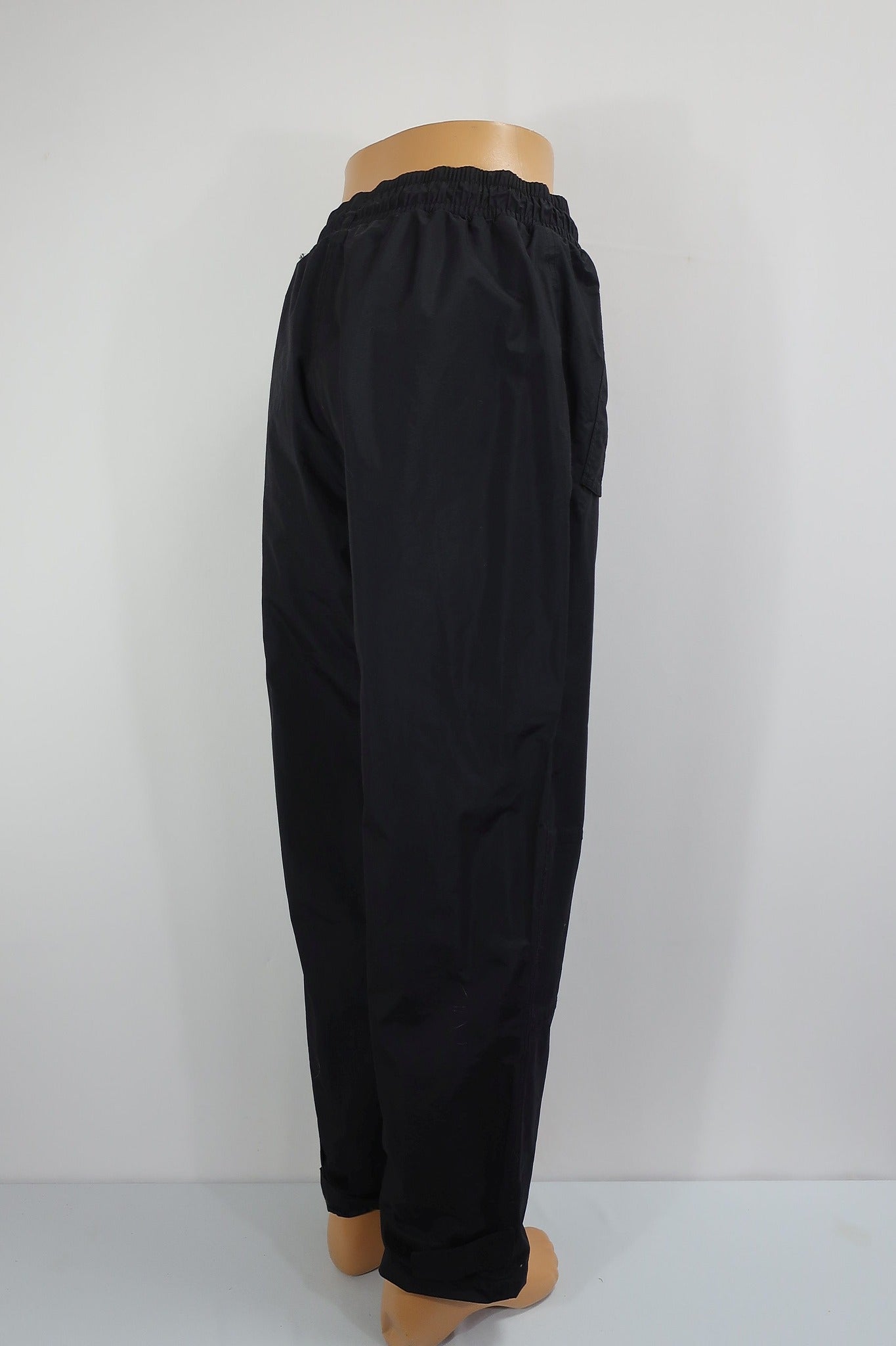 CRAFT vyriškos neperšlampančios laisvalaikio kelnės M dydis.