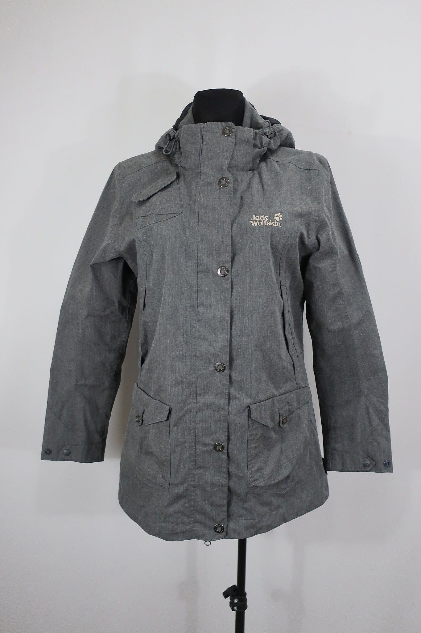 JACK WOLFSKIN moteriška striukė M dydis