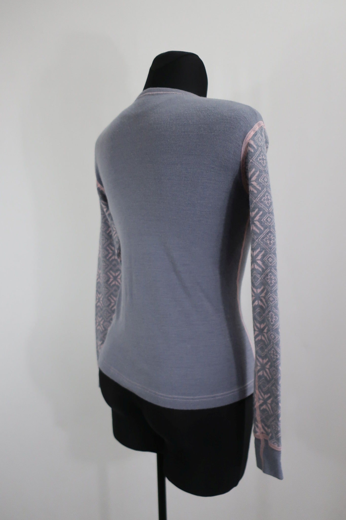 IRIS SPORT nauji marškinėliai su merino vilna apie 160/164 ūgiui