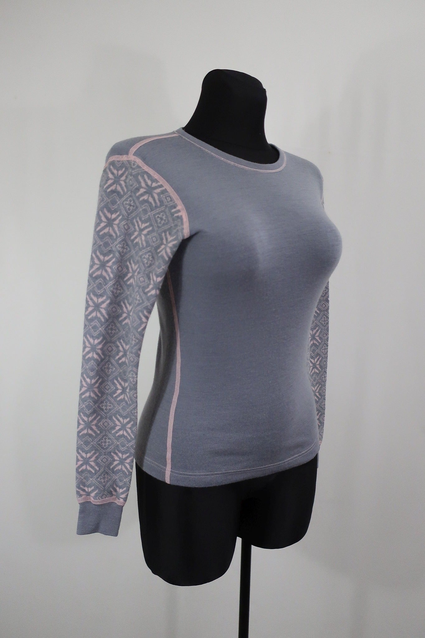 IRIS SPORT nauji marškinėliai su merino vilna apie 160/164 ūgiui