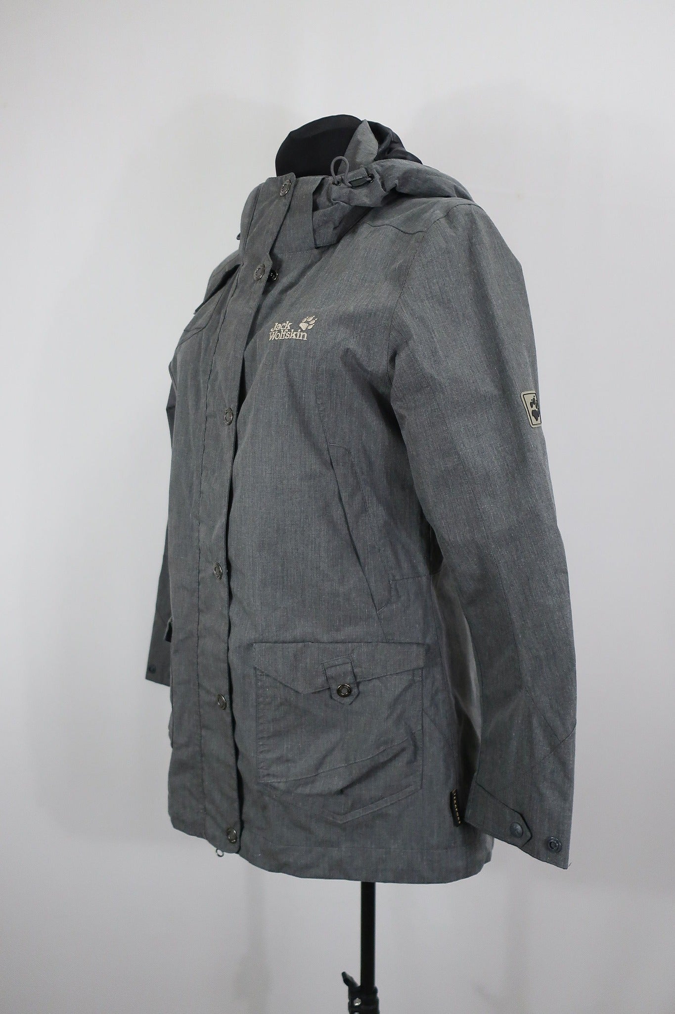 JACK WOLFSKIN moteriška striukė M dydis