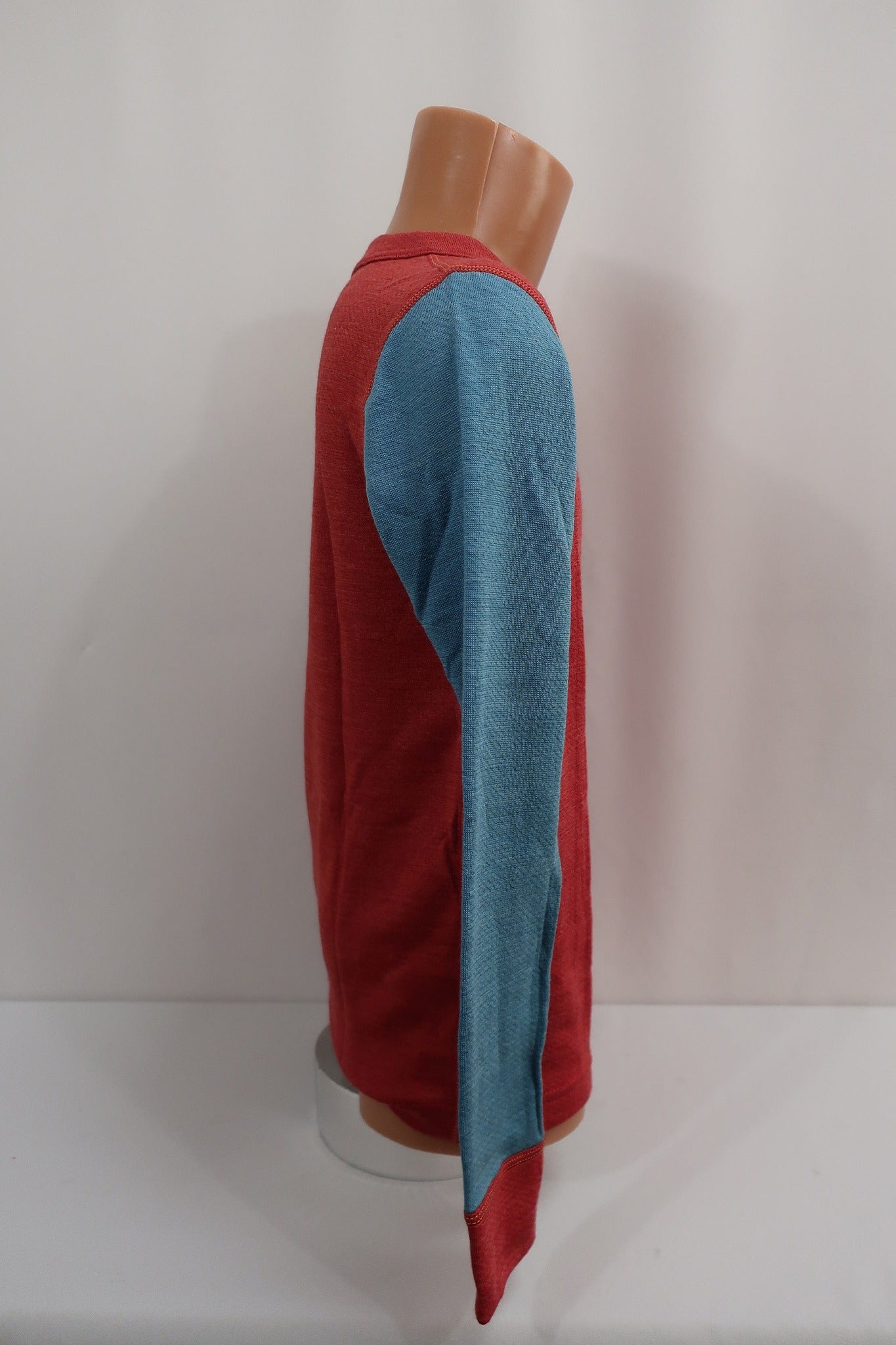 DEVOLD nauji vaikiški marškinėliai su merino vilna ir šilku 140 ūgiui