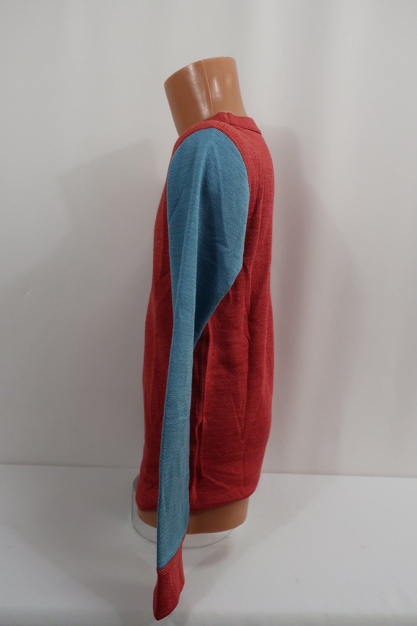 DEVOLD nauji vaikiški marškinėliai su merino vilna ir šilku 140 ūgiui