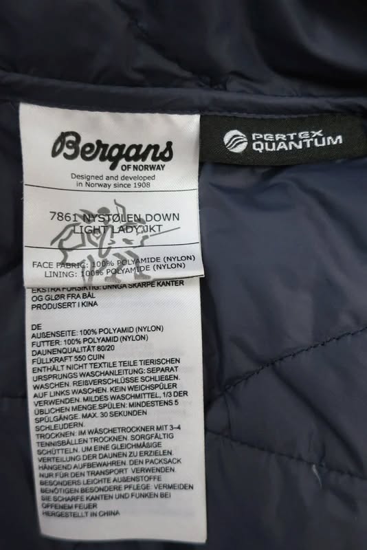 BERGANS moteriška lengva pūkinė striukė S dydis
