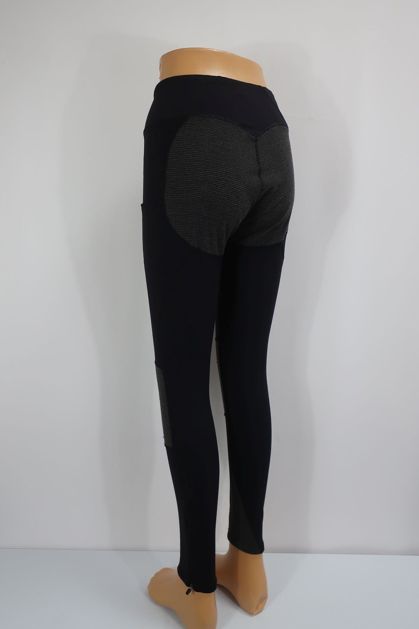 REVOLIUTION RACE moteriškos laisvalaikio, trekingo kelnės/tamprės 38 dydis