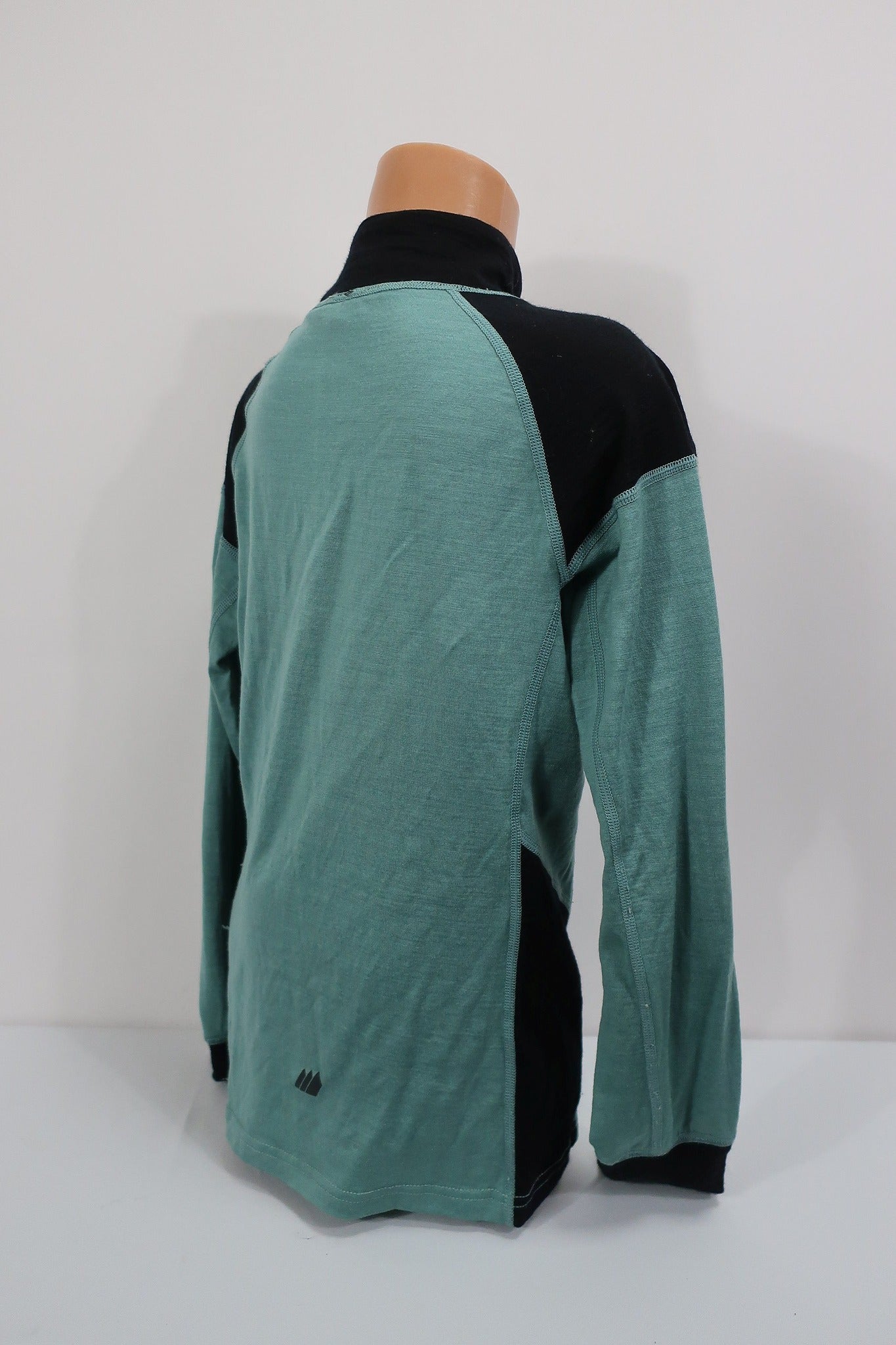 SKOGSTAD vaikiški vaikiški termo marškinėliai su merino vilna 140 ūgiui.