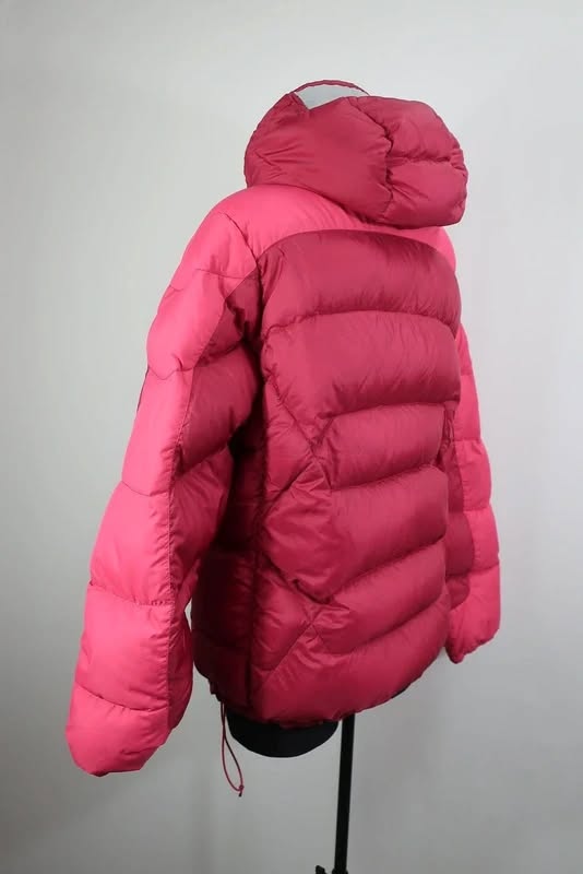 OUTDOOR RESEARCH moteriška pūkinė striukė L dydis