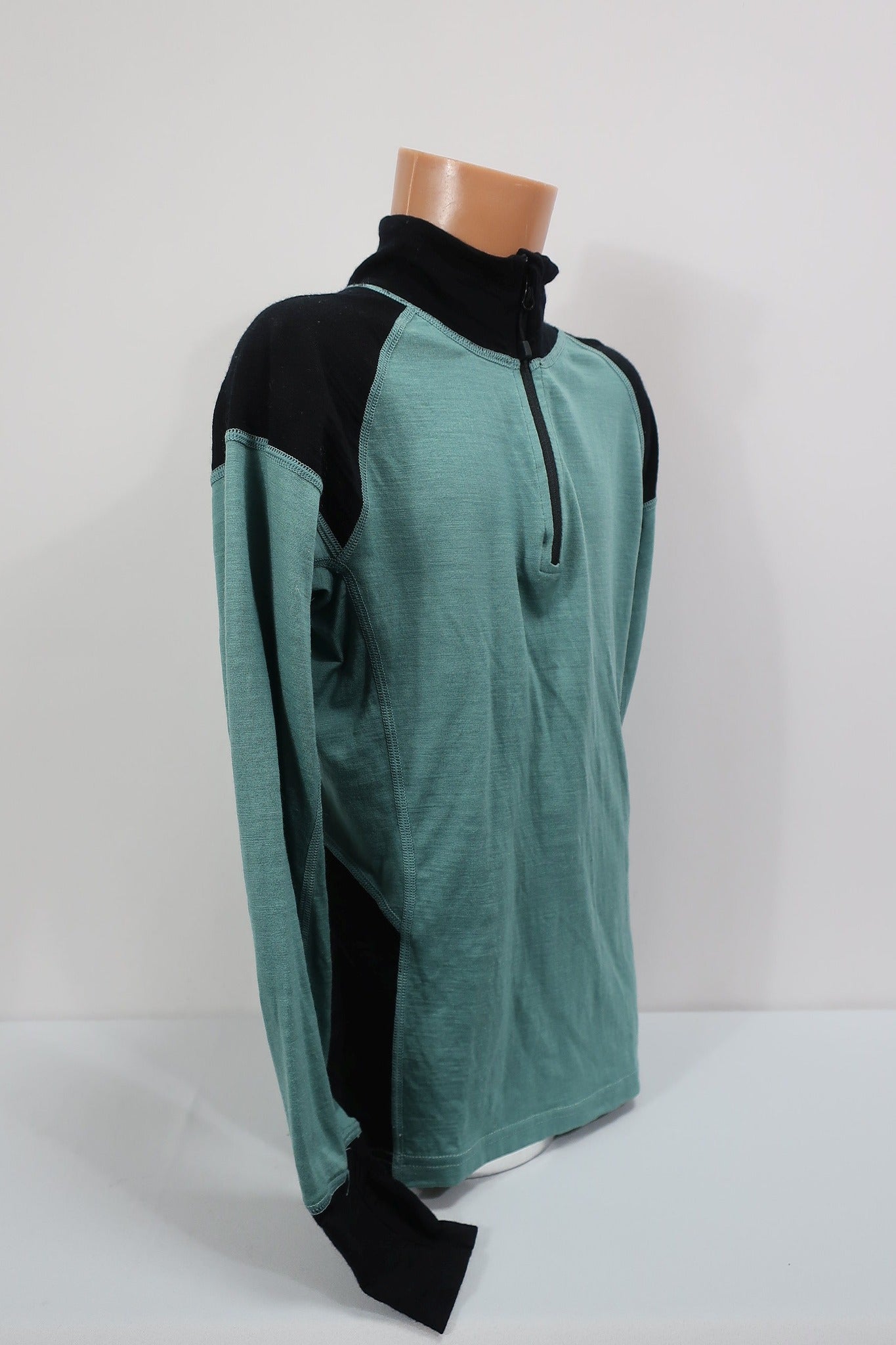 SKOGSTAD vaikiški vaikiški termo marškinėliai su merino vilna 140 ūgiui.