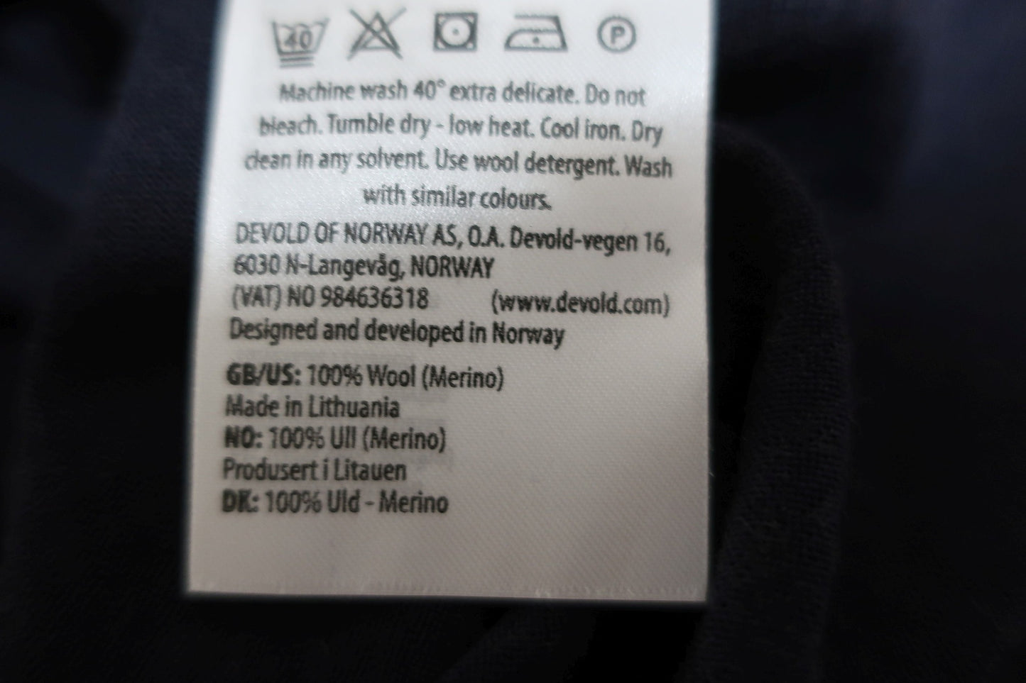 DEVOLD nauji moteriški marškinėliai su merino vilna L dydis