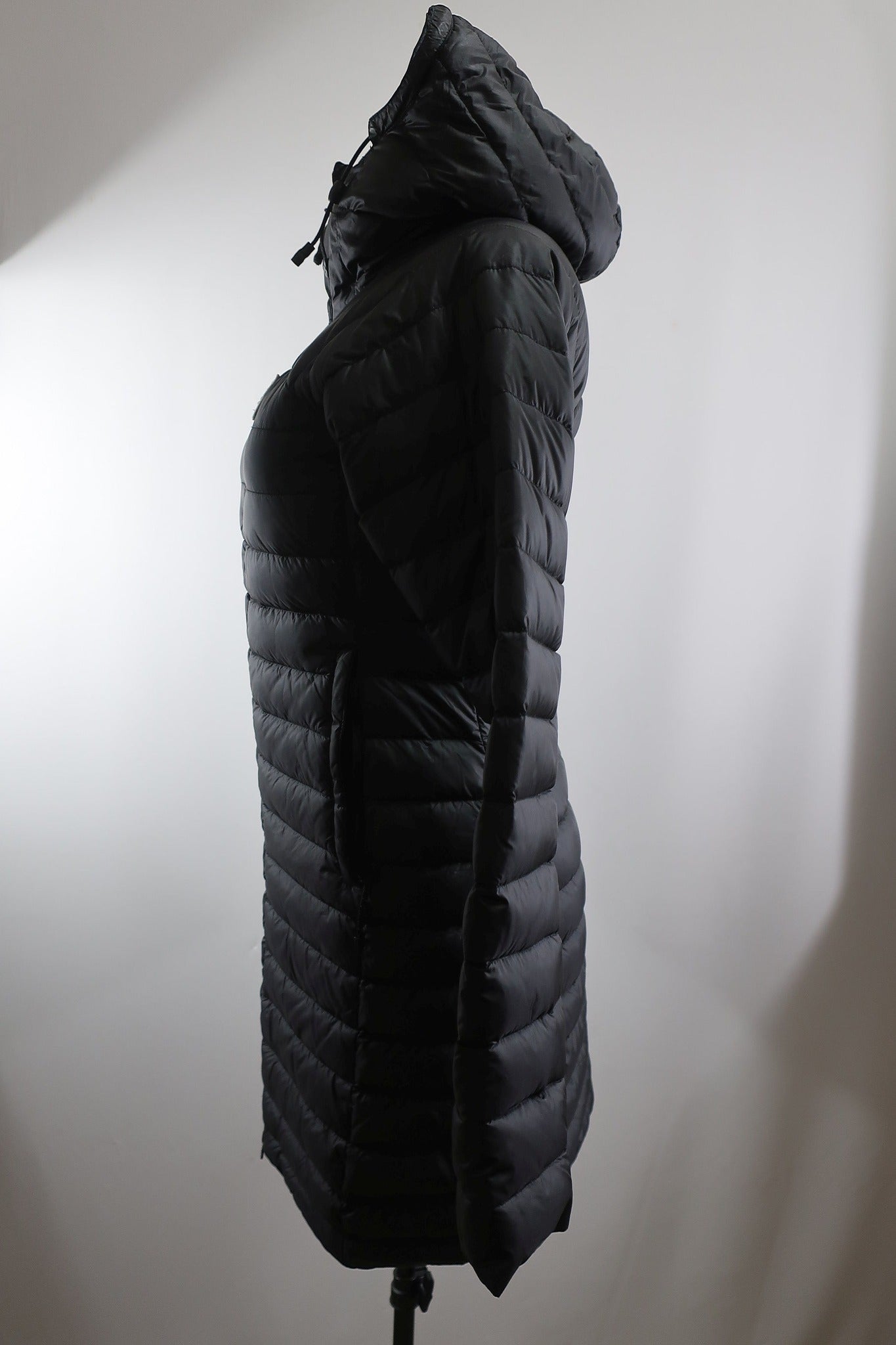 FJALLRAVEN moteriškas pūkinis lengvas puspaltis XS dydis