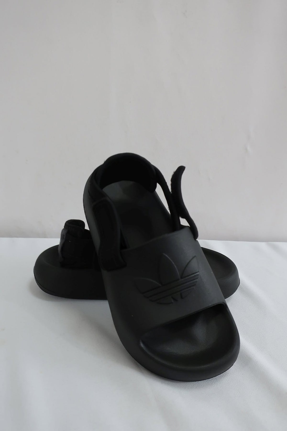 ADIDAS vaikiškos šlepetės 34 dydis