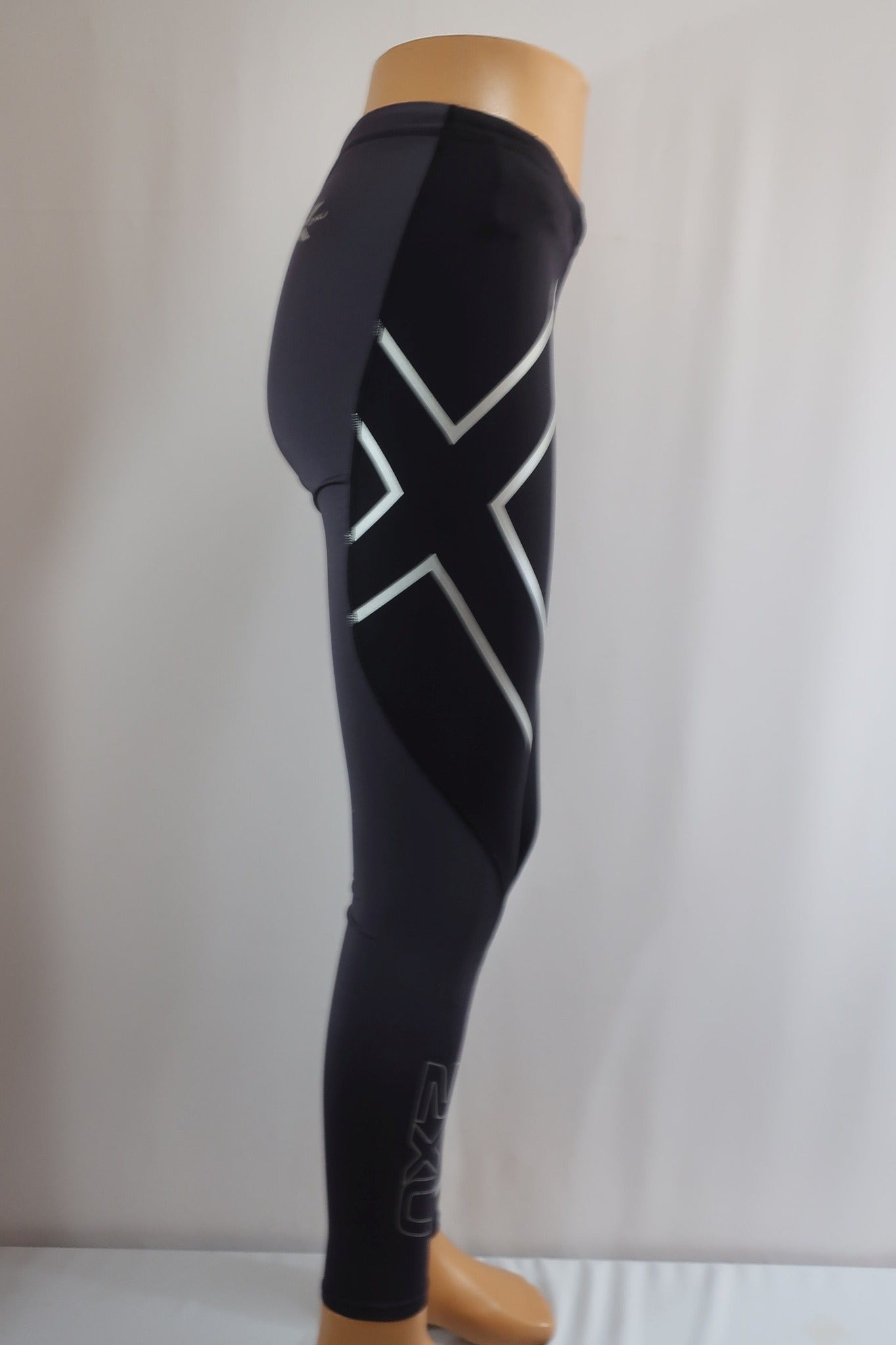 2XU vyriškos sportinės kompresinės tamprės MT dydis