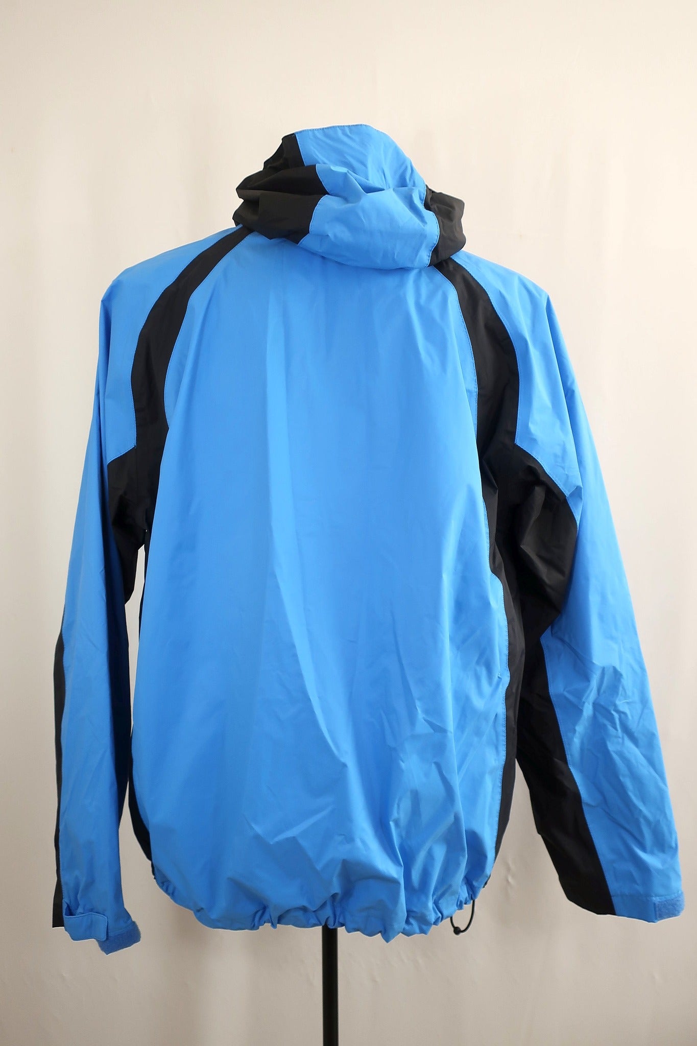 HELLY HANSEN vyriška striukė L dydis