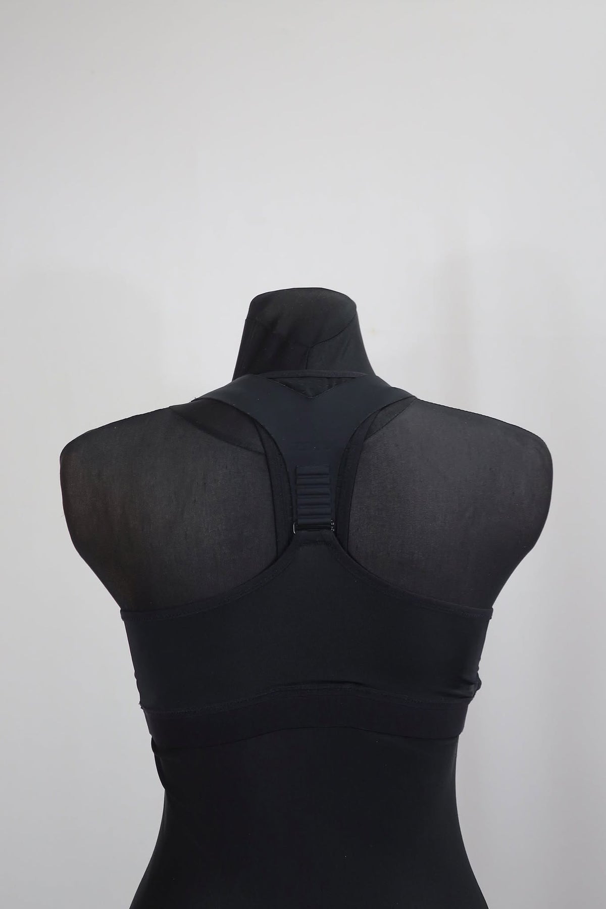 2XU sportinė liemenėle S dydis