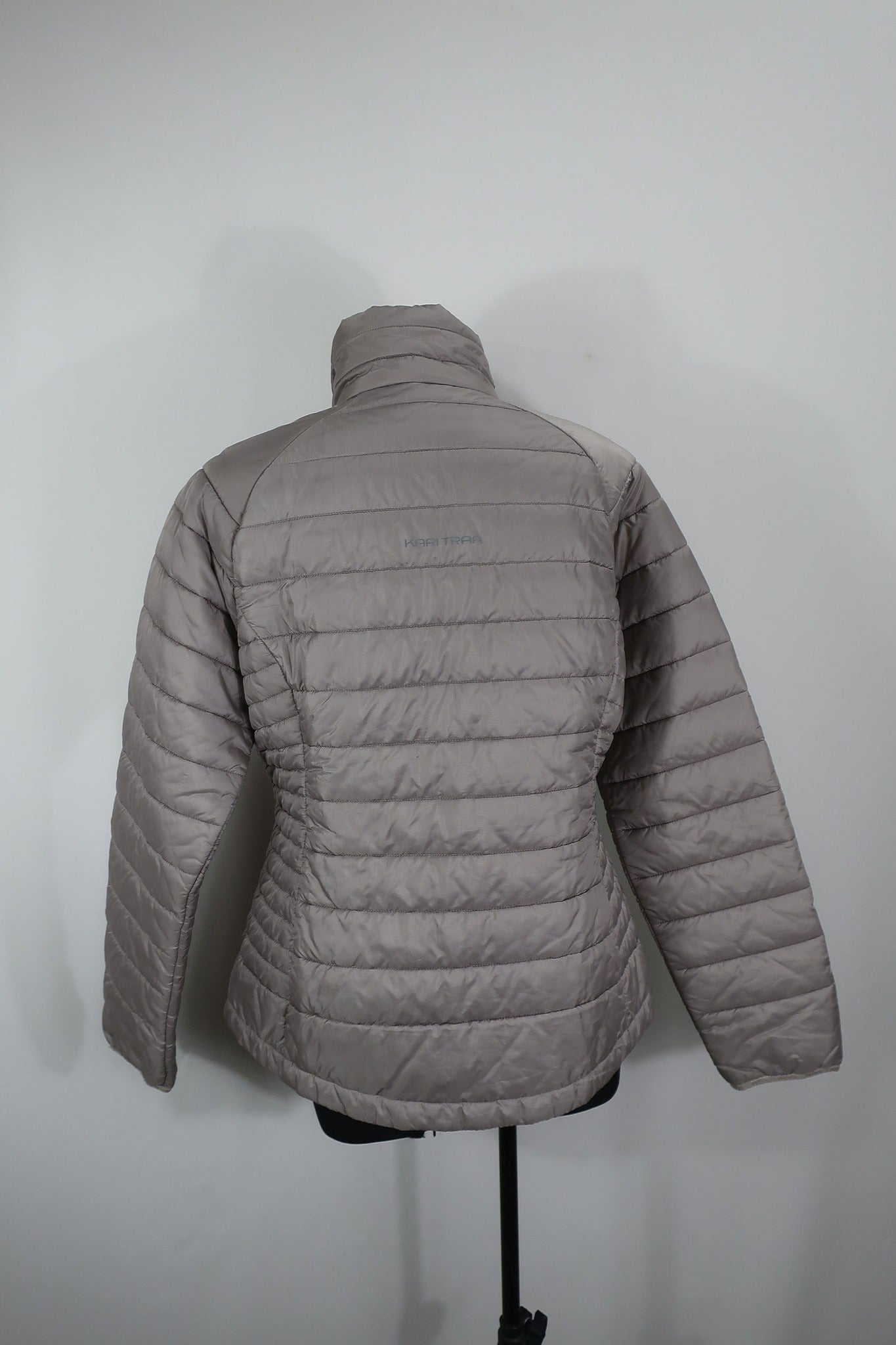 KARITRAA moteriška striukė su Primaloft L/XL dydis
