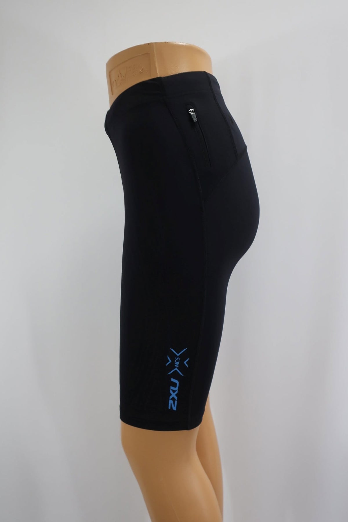 2XU vyriški sportiniai kompresiniai šortai M dydis
