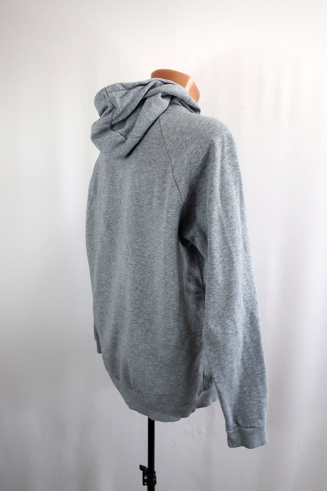 UNDER ARMOUR vyriškas džemperis/šiltukas XL dydis