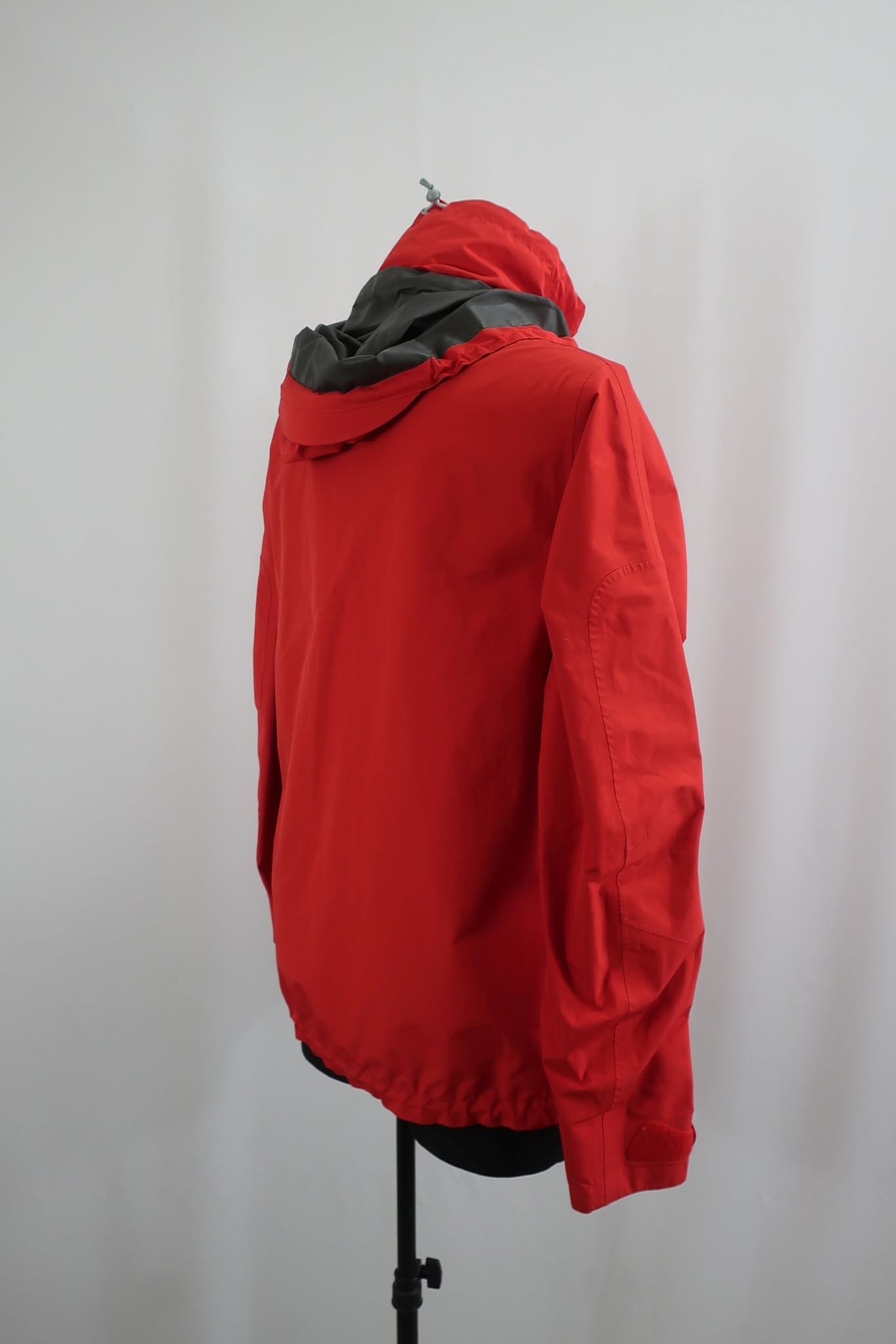MAMMUT moteriška membraninė striukė su Gore-tex Paclite M dydis