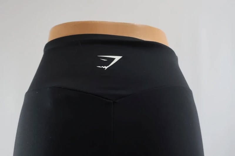 GYMSHARK moteriškos sportinės tamprės/šortai M dydis