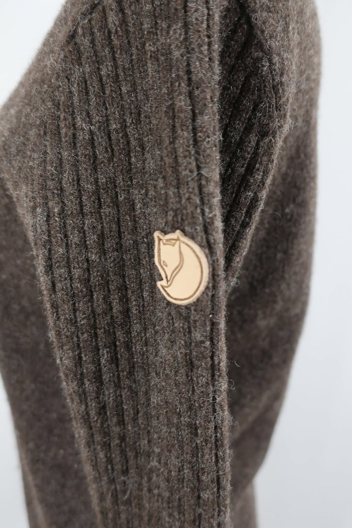 FJALLRAVEN moteriškas vilnonis megztinis M dydis
