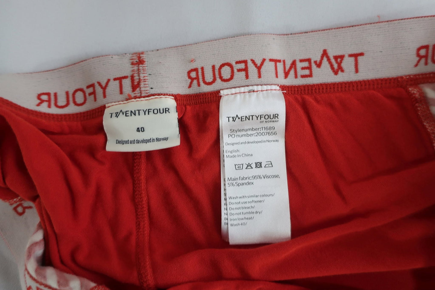 TWENTY FOUR moteriškas termo rūbų komplektas - marškinėliai ir tamprės 40/42 dydis