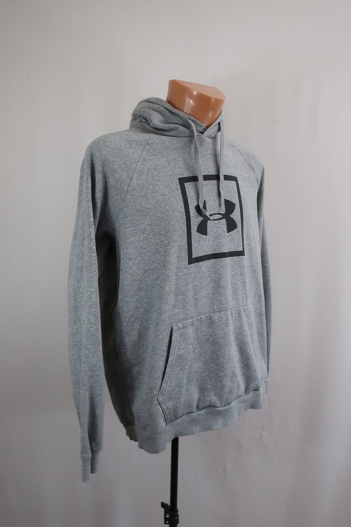 UNDER ARMOUR vyriškas džemperis/šiltukas XL dydis