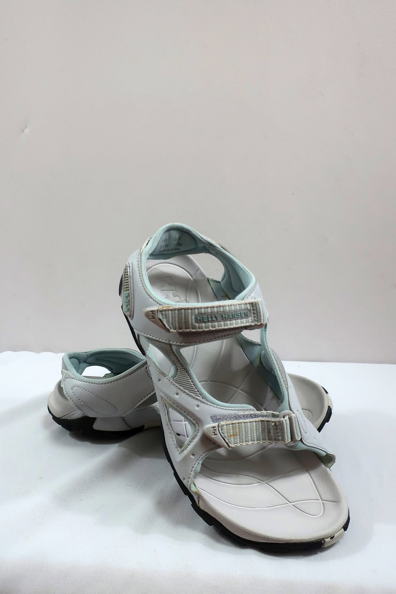 HELLY HANSEN sandalai/basutės 39 dydis