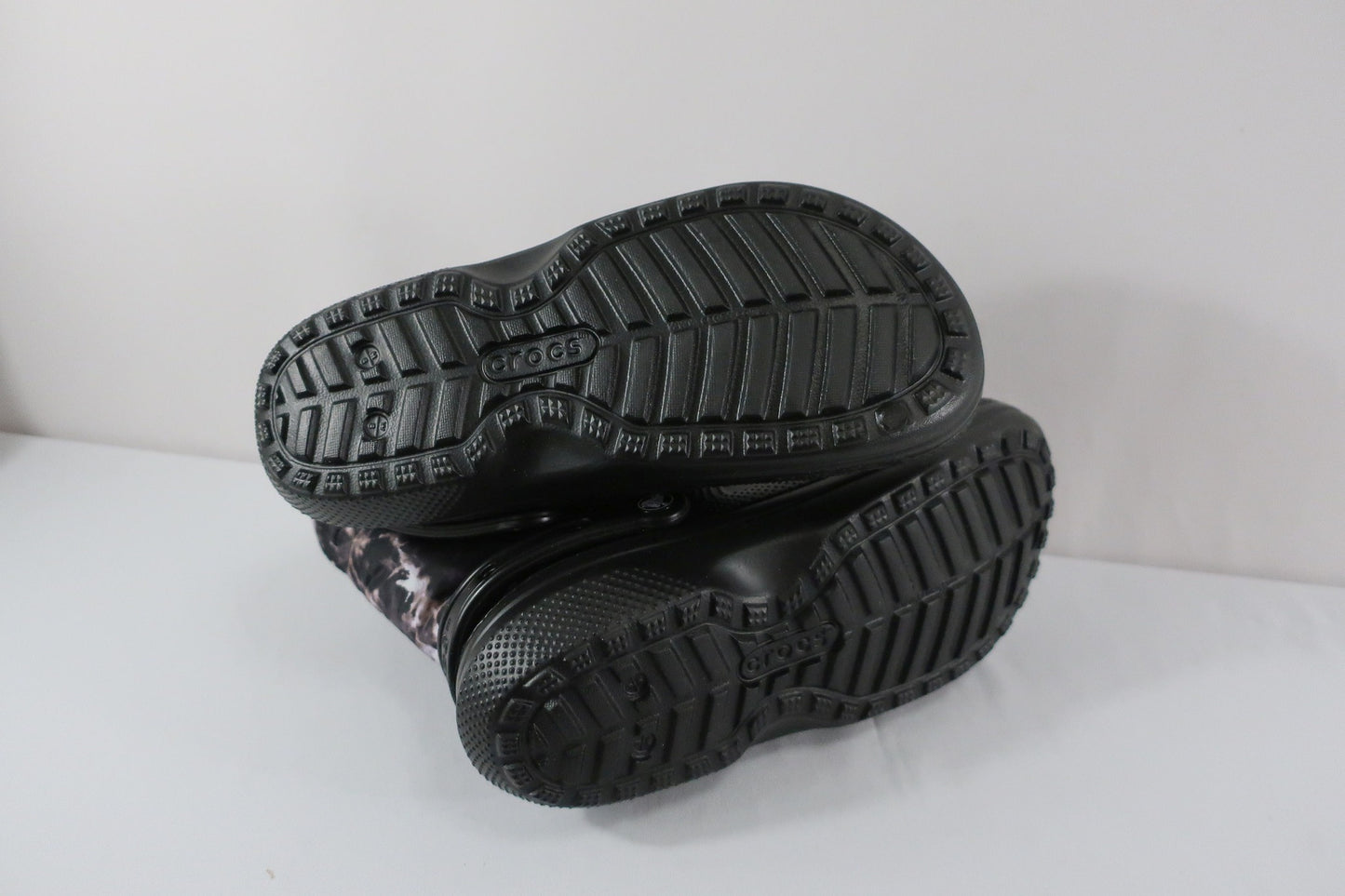 CROCS nauji pašildinti batai 37,5/38 dydis