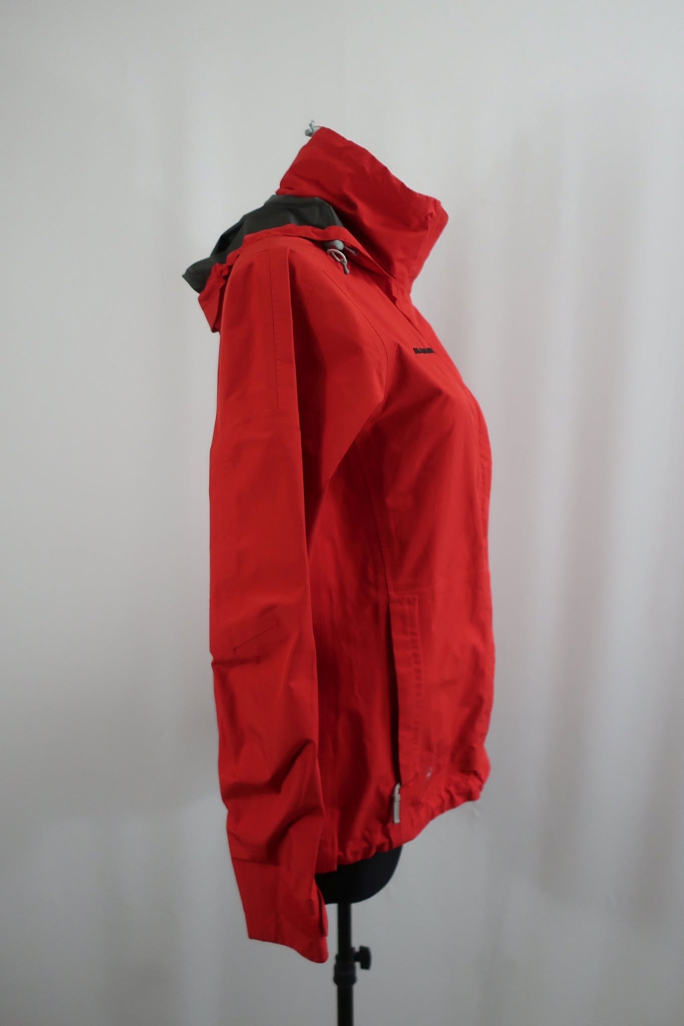 MAMMUT moteriška membraninė striukė su Gore-tex Paclite M dydis