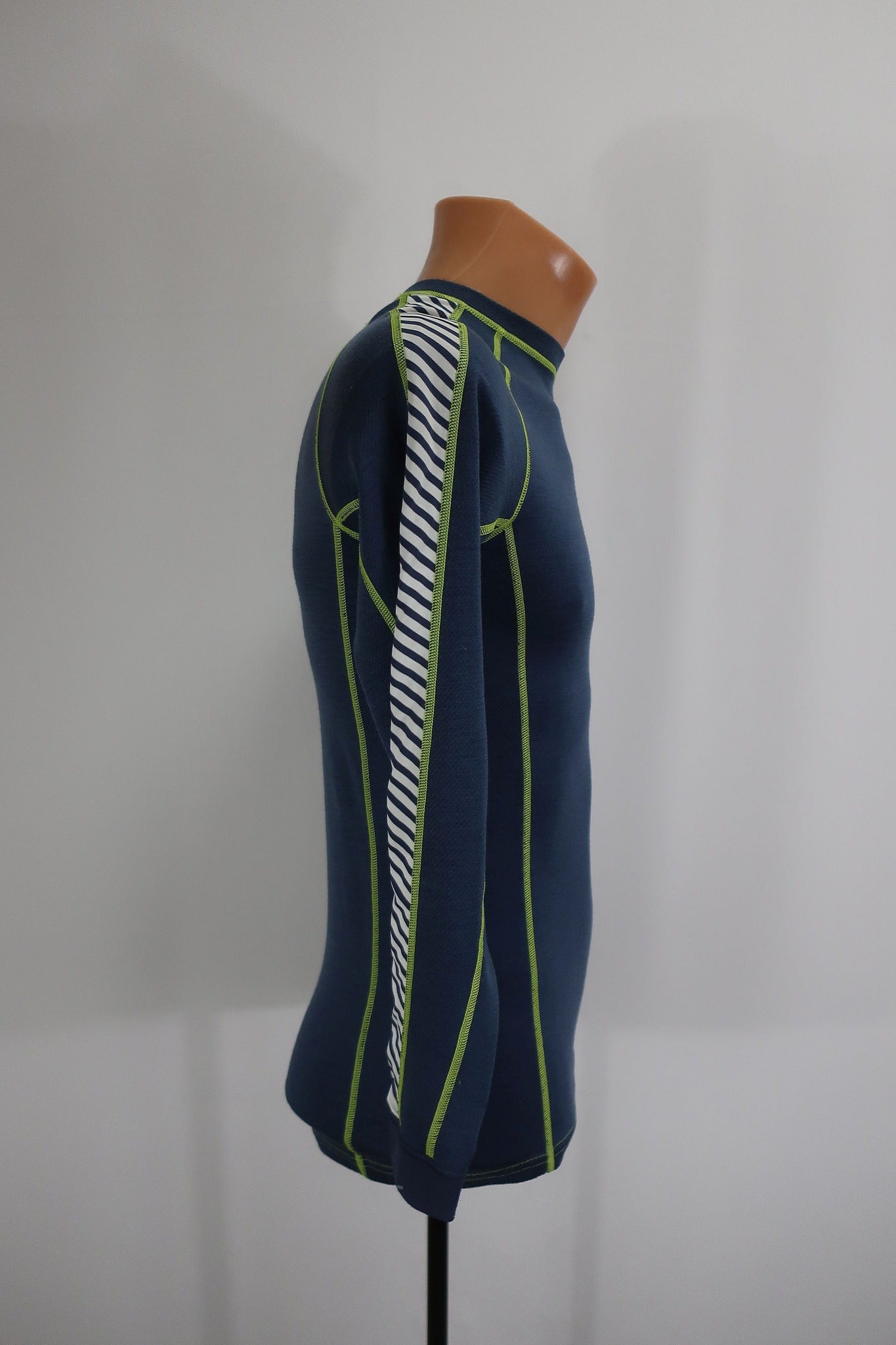 HELLY HANSEN vyriški marškinėliai su merino vilna S dydis