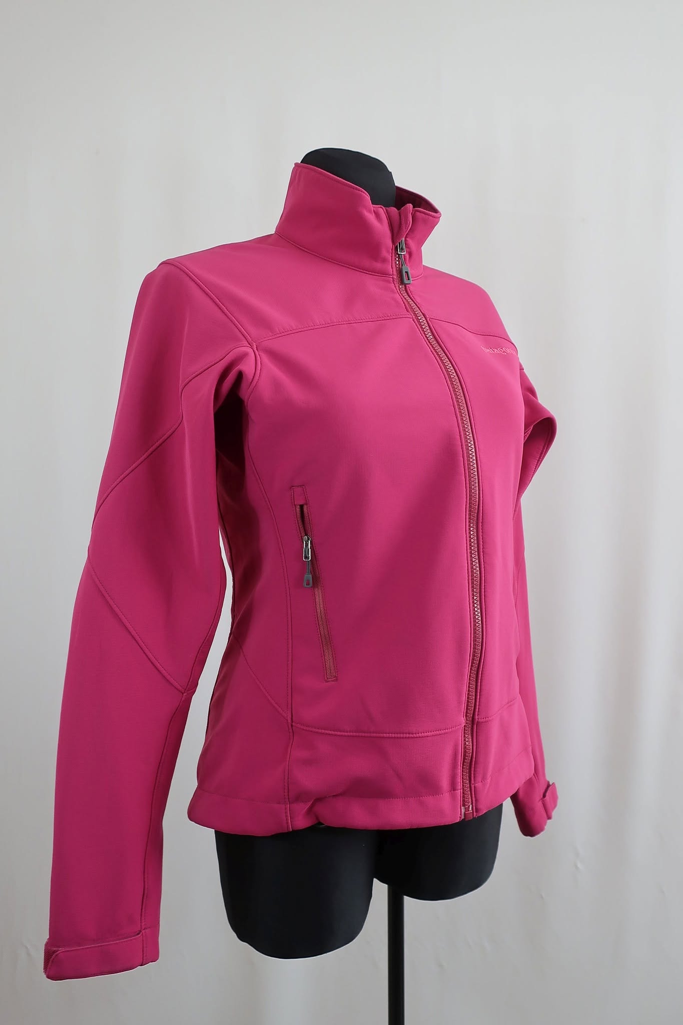 PATAGONIA moteriška softšelinė striukė Polartec S/M dydis
