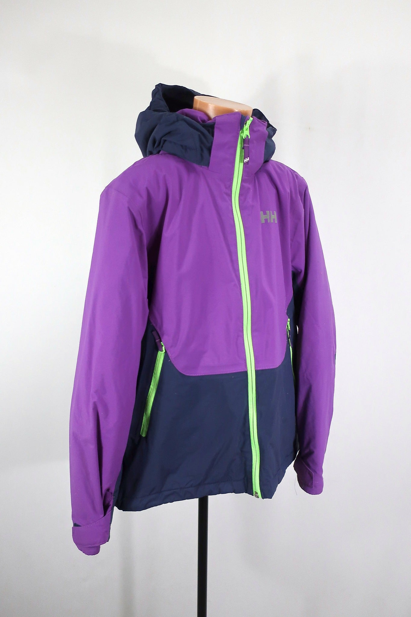 HELLY HANSEN striukė su Primaloft 158/164 ūgiui