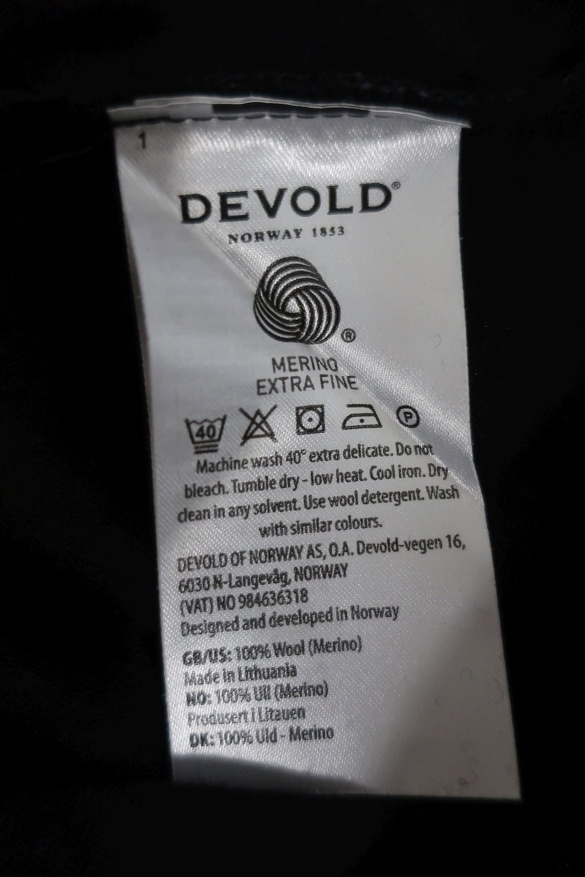 DEVOLD nauji vyriški marškinėliai su merino vilna M/L dydis