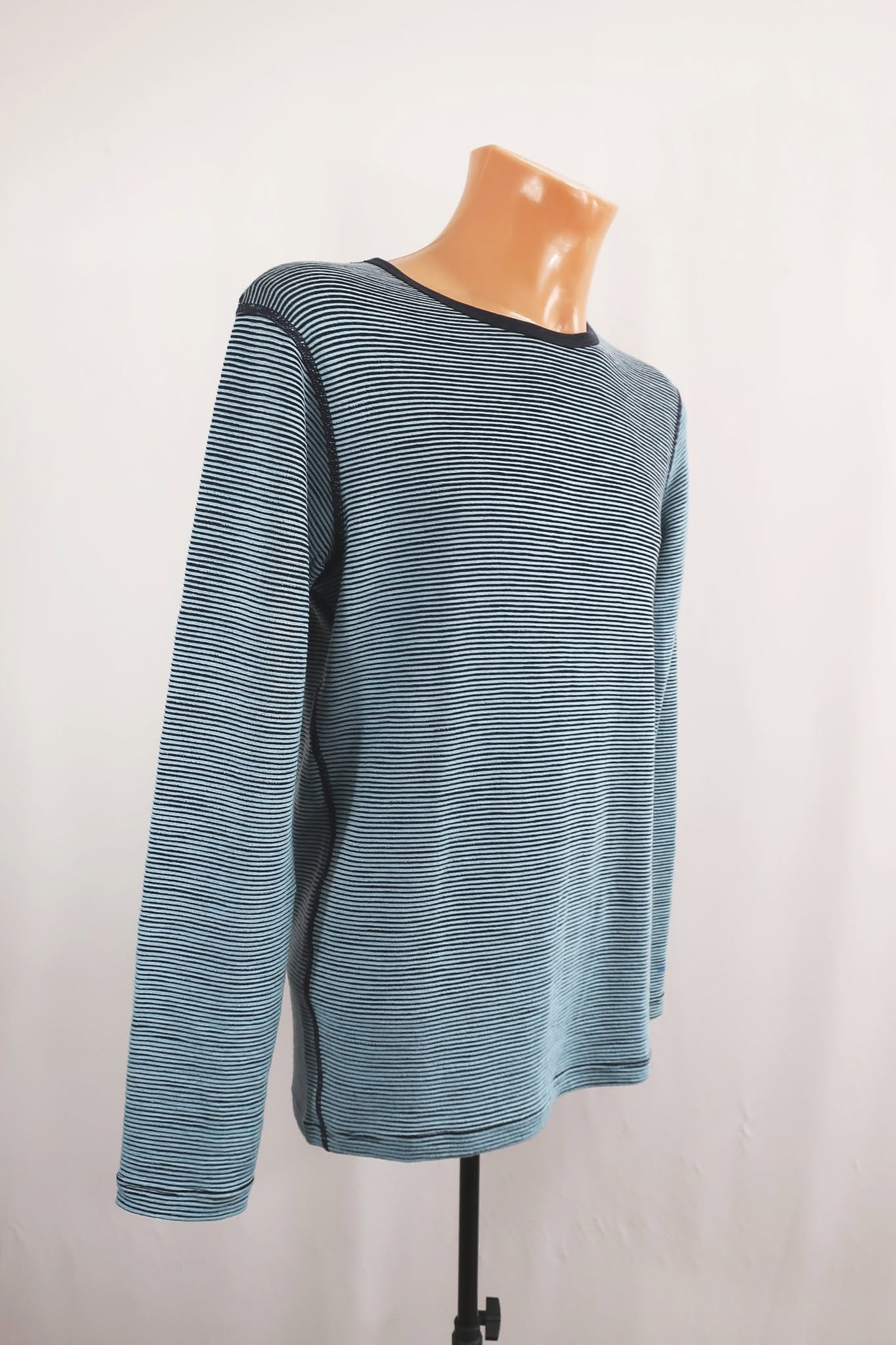 DEVOLD vyriški nauji marškinėliai/šiltukas su merino vilna M/L dydis