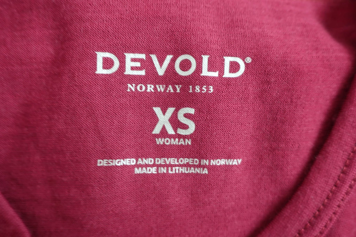 DEVOLD nauji moteriški marškinėliai su merino vilna XS/S dydis